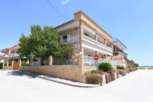 Helen's Rooms Nea Vrasna