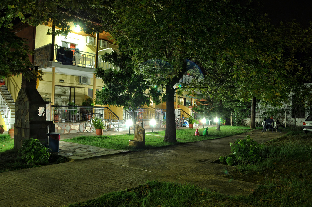 Maria Kiparissi Rooms Vrasna Beach