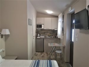 Amaranti Luxury Apartments & Studios Vrasna Beach