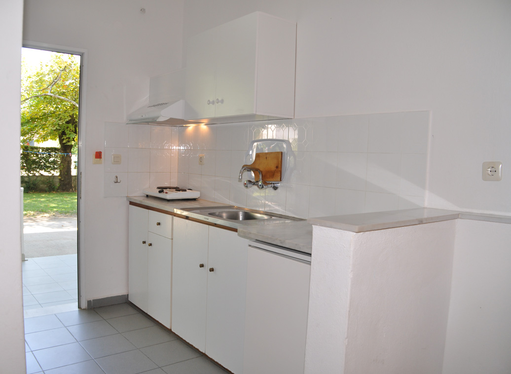 Armiriki Rooms Vrasna Beach