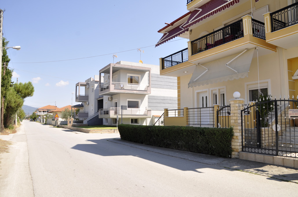 Themis Rooms Nea Vrasna