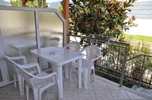 Themis Rooms Nea Vrasna