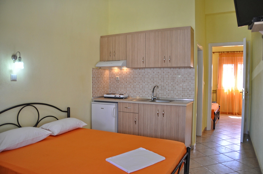 Themis Rooms Nea Vrasna