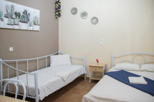 Lafazanis I Rooms Nea Vrasna