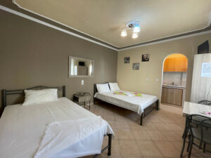 Lafazanis I Rooms Nea Vrasna