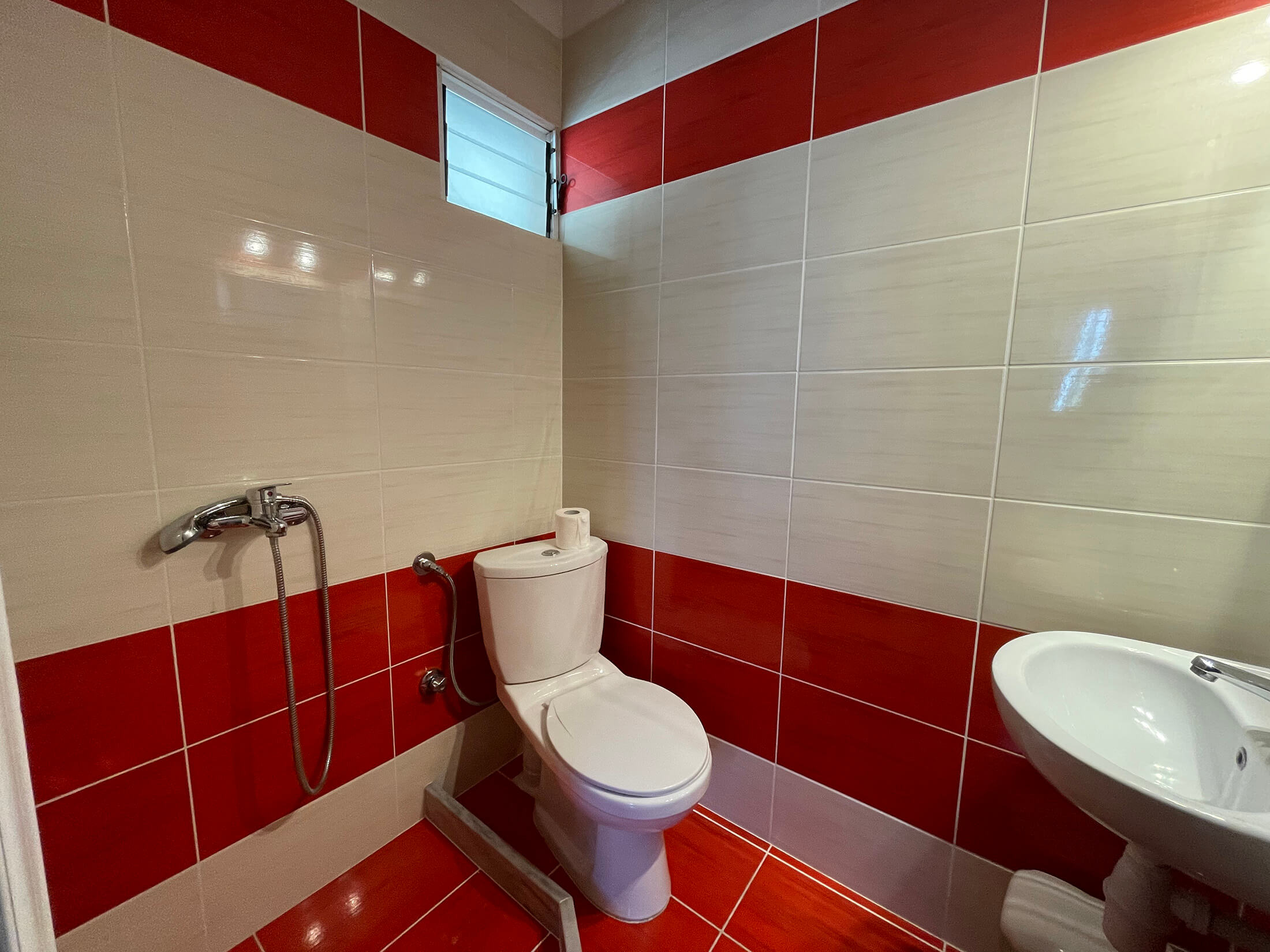 Lafazanis I Rooms Nea Vrasna