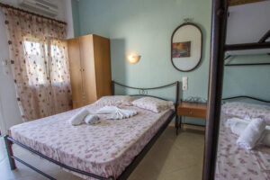 nefellirooms-vrasna-beach-room-3-3