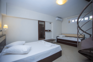 amalia-sun-beach-neavrasna-apartment-split-level-010