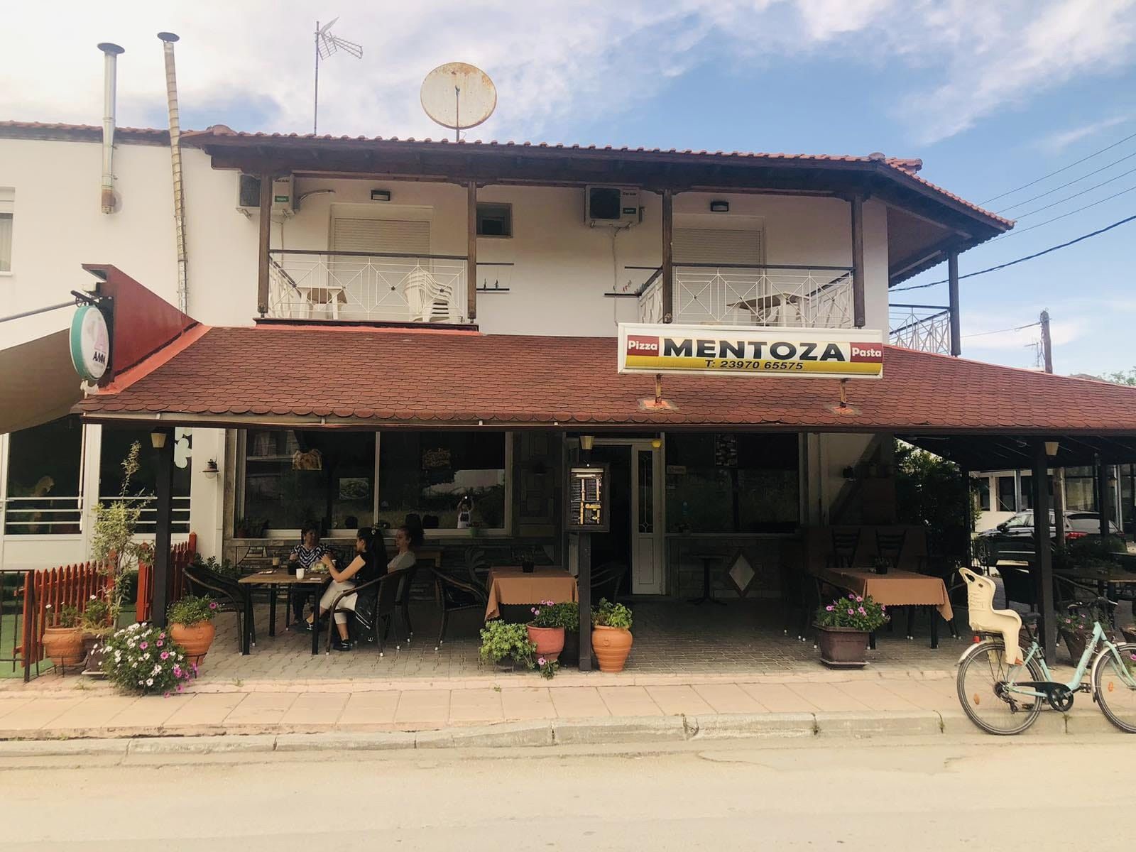 Mentoza Rooms | Stavros