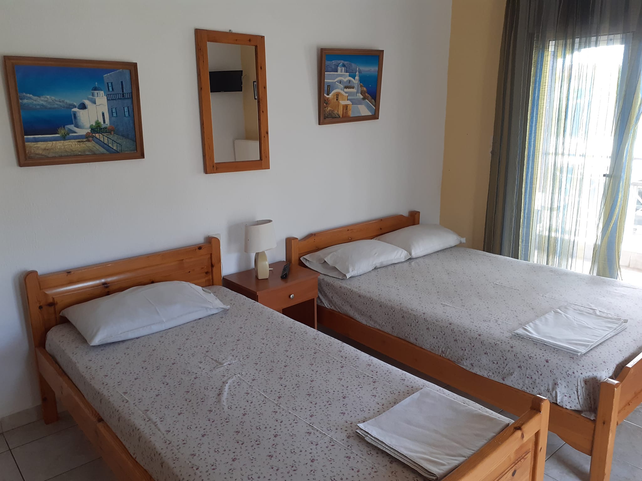 Mentoza Rooms | Stavros